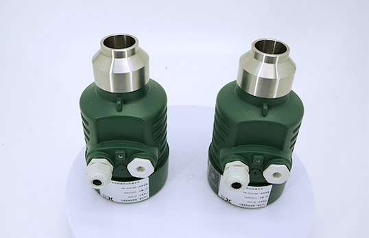 ZF-1050系列 微波固体流量开关